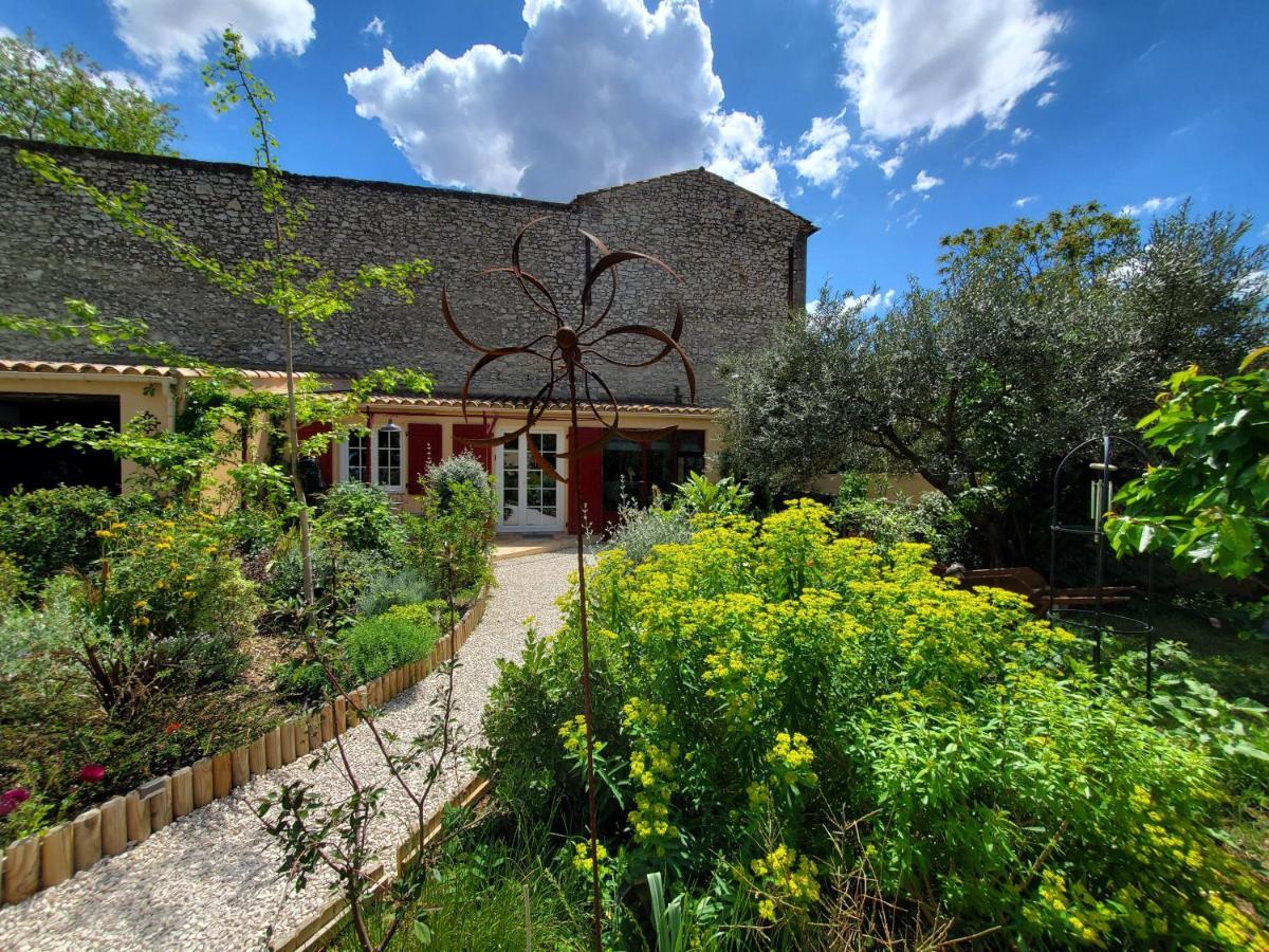La Dolce Vita - Studio Dans Propriete Avec Piscine Montpeyroux  Buitenkant foto